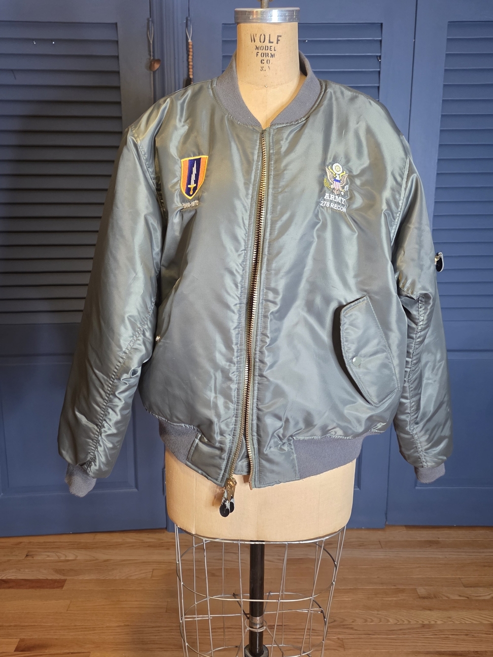 Vintage Rothco Ultra Force MA-1 Flight Jacket Vietnam Veteran Dragon Patches Siz